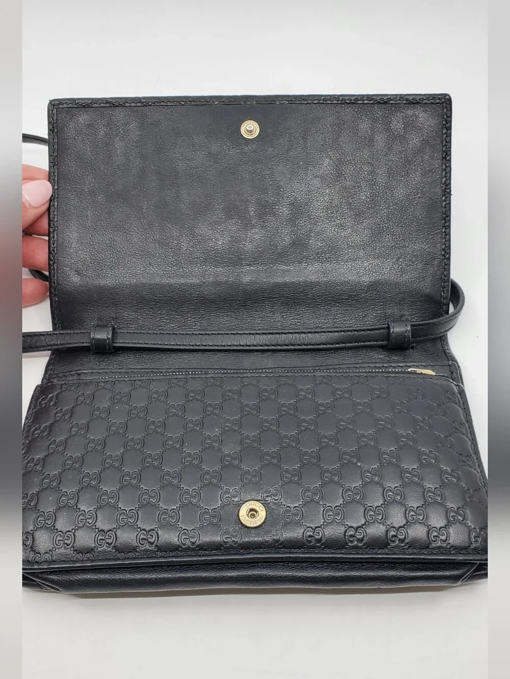 Gucci Microguccissima Crossbody Wallet On Stap - Picture 9 of 15